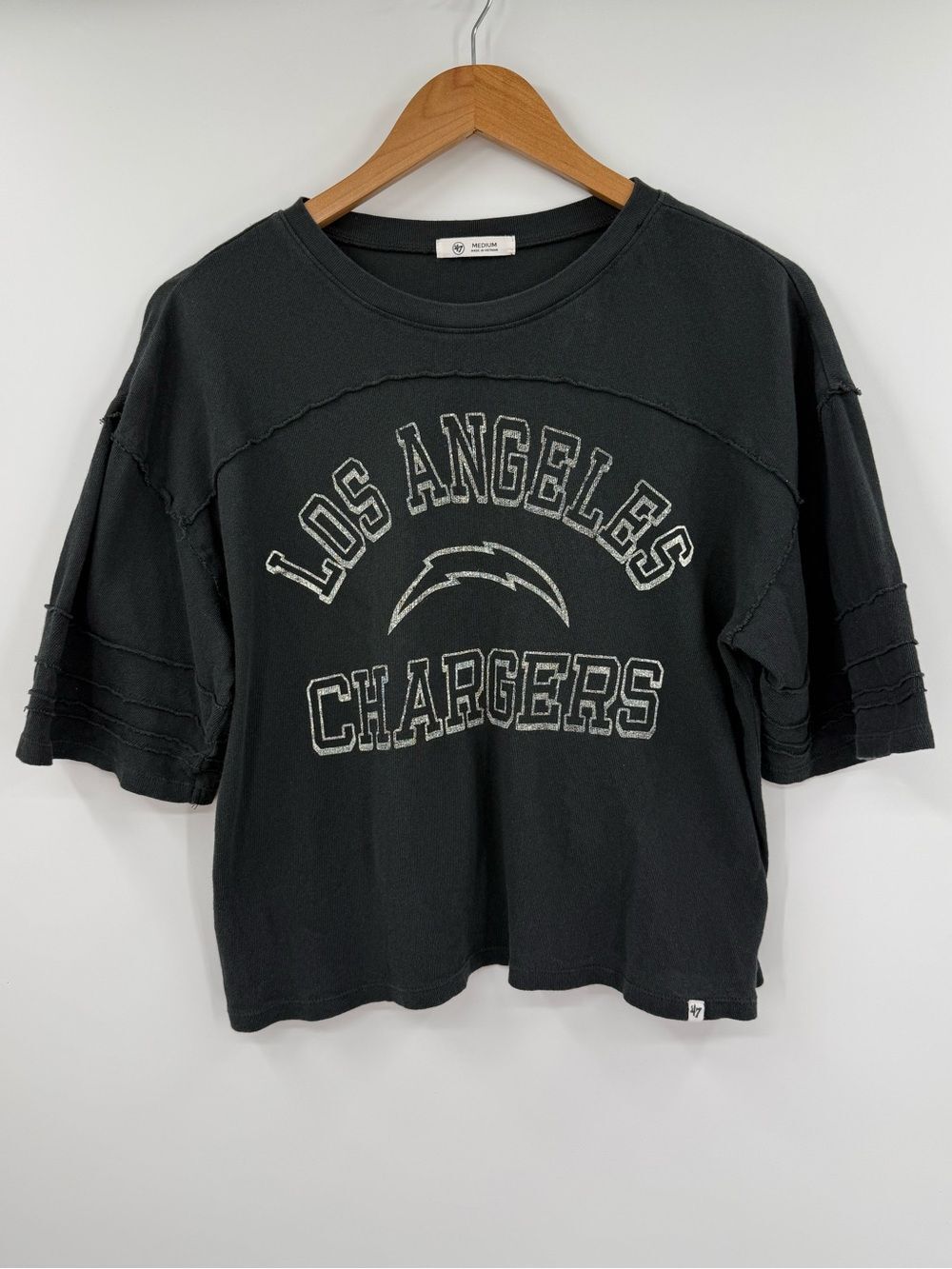 '47 Brand Los Angeles Chargers Oversized Crop Tee | Charcoal | Medium